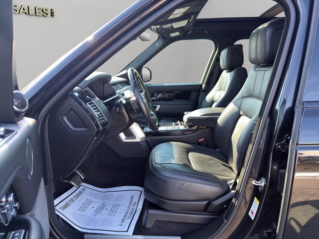Used 2021 Black Land Rover Westminster image 9