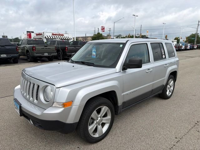 Used 2014 Jeep Patriot Limited with VIN 1C4NJPCB4ED511042 for sale in Bloomington, IL