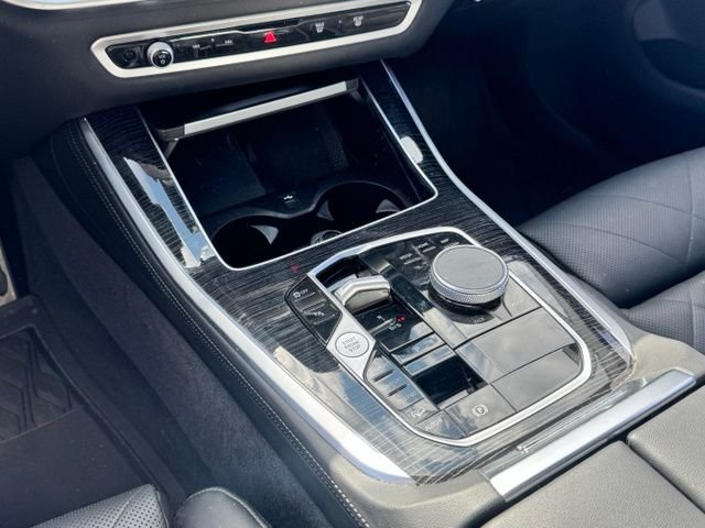 Certified Used 2024 Black Sapphire Metallic BMW xDrive40i image 21
