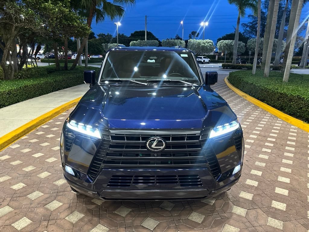 Used 2025 Nightfall Mica Lexus GX 550 Premium+ image 2