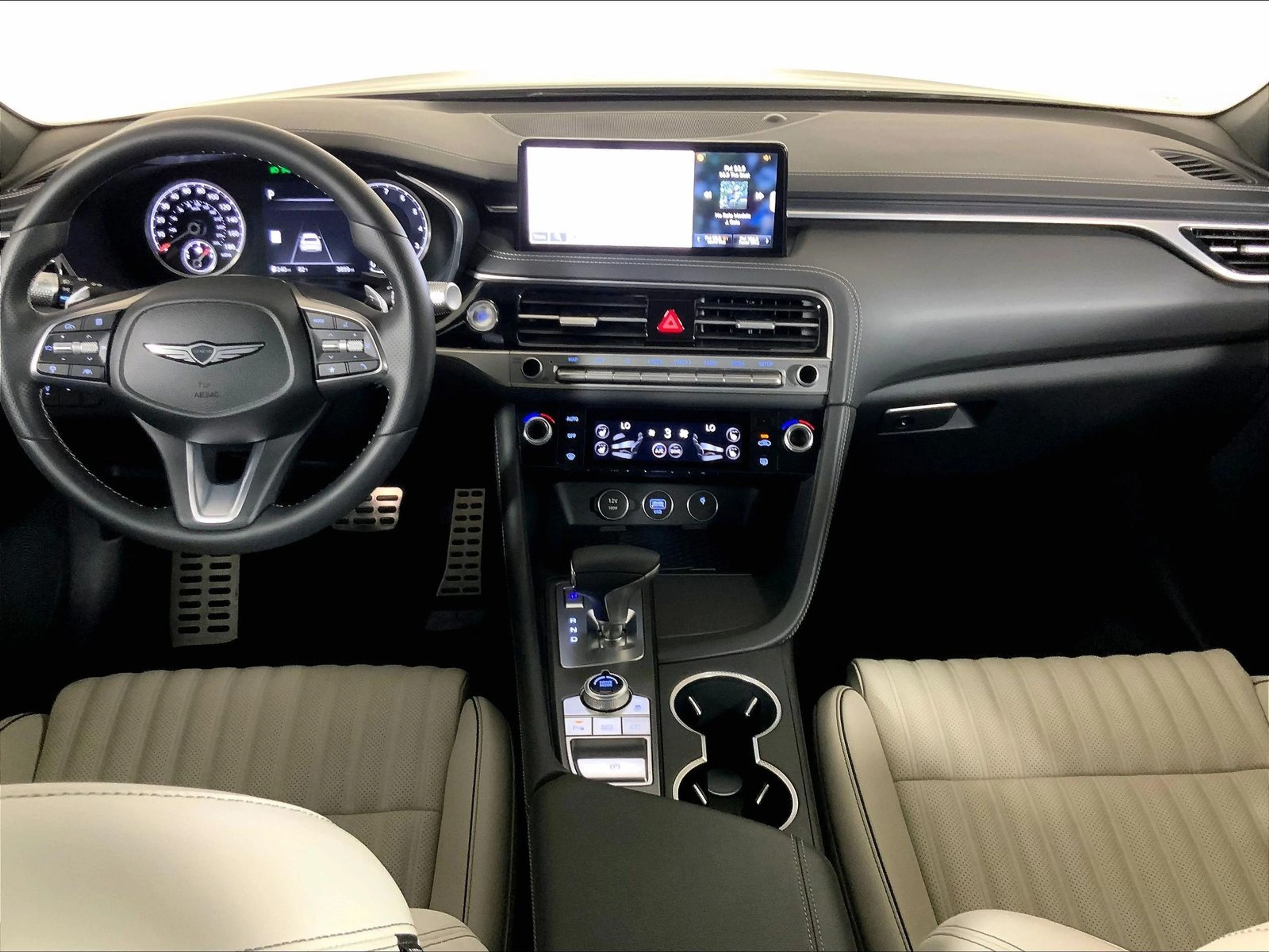 2024 GENESIS G70 Sport Advanced - Photo 12