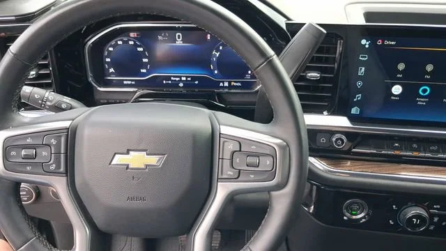 2024 Chevrolet Silverado 1500 LT - Photo 12