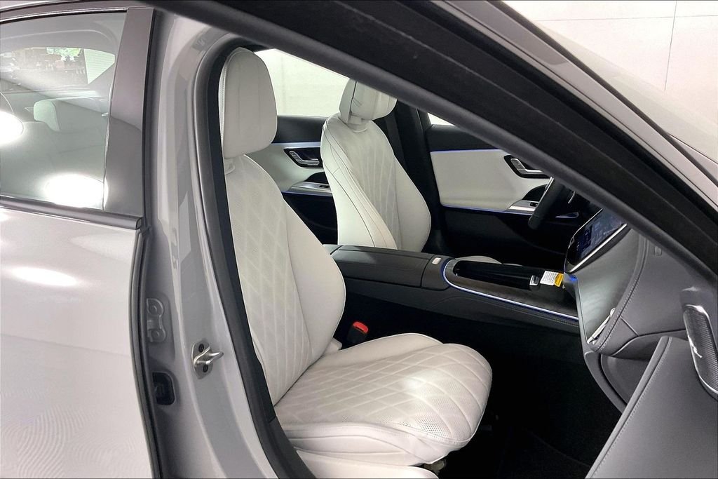 2026 Mercedes-Benz E-Class E350 - Photo 7