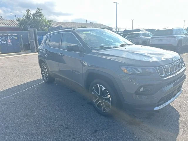 Used 2022 Gray Jeep Limited image 11