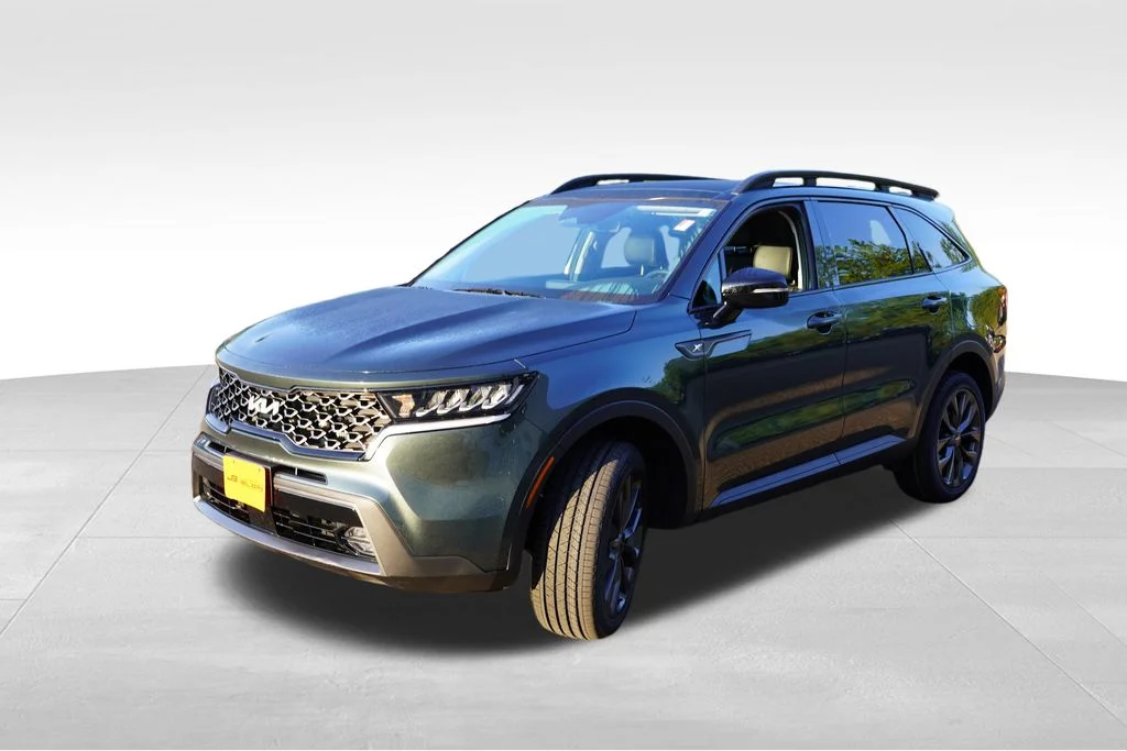 Used 2023 Aruba Green Kia X-Line EX image 11