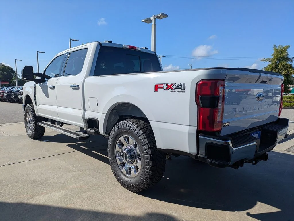 New 2026 Oxford White Ford Lariat image 6