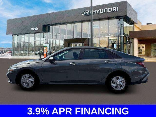 New 2026 Gray Hyundai SE image 3