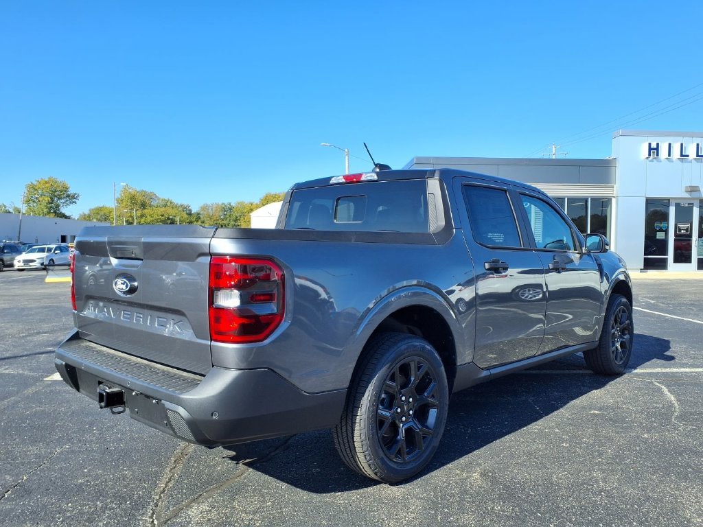 New 2026 Carbonized Gray Metallic Ford XLT image 4