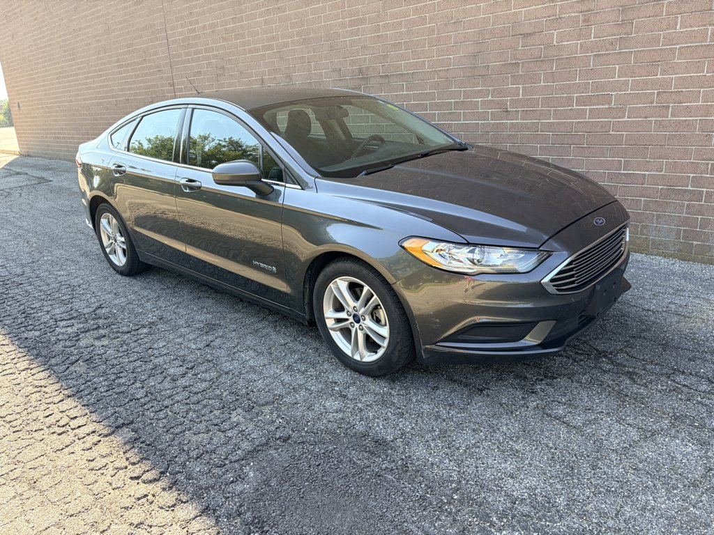 Used 2018 Magnetic Metallic Ford SE image 7