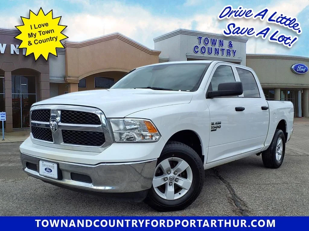 2022 RAM 1500 Classic SLT Crew Cab 5'7's photo