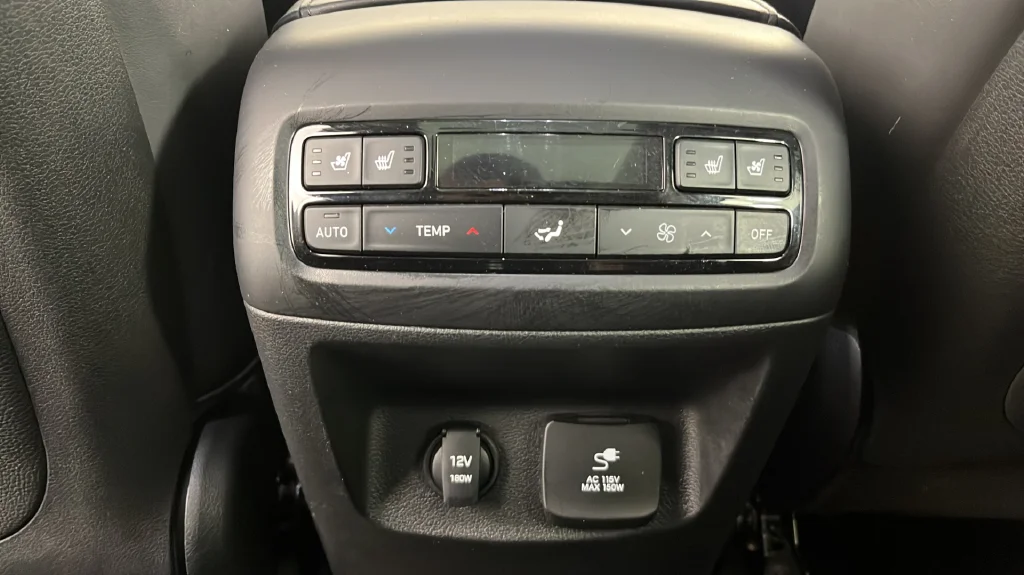 Used 2021 Black Hyundai Limited image 39