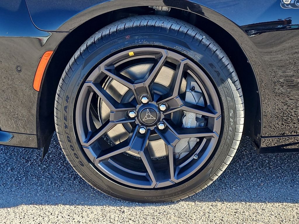 New 2026 Diamond Black Crystal Pearlcoat Dodge R/T Scat Pack image 9