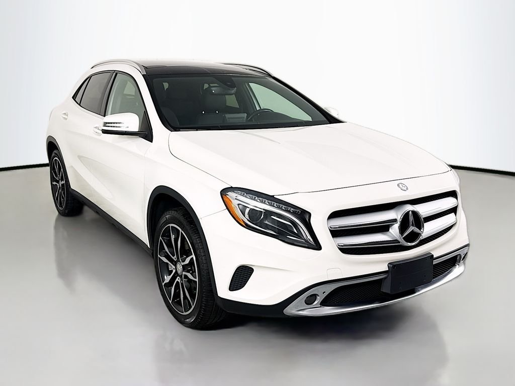 Used 2016 White Mercedes-Benz GLA 250 image 7
