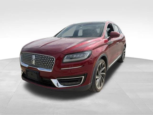 Used 2019 Red Lincoln Reserve image 7