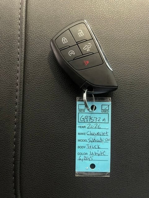 Used 2026 Summit White Chevrolet LT image 31