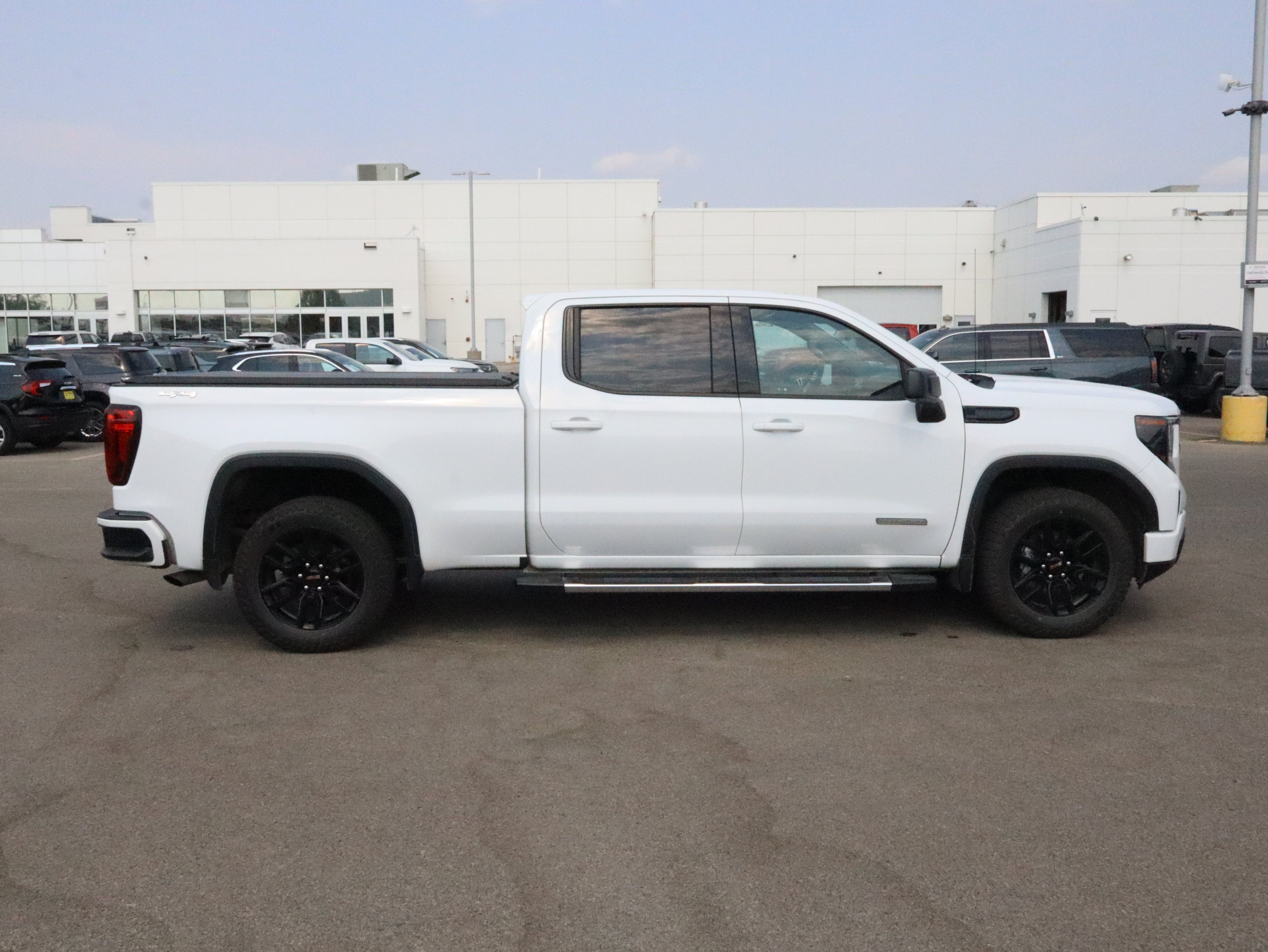 2023 GMC Sierra 1500 Elevation - Photo 8