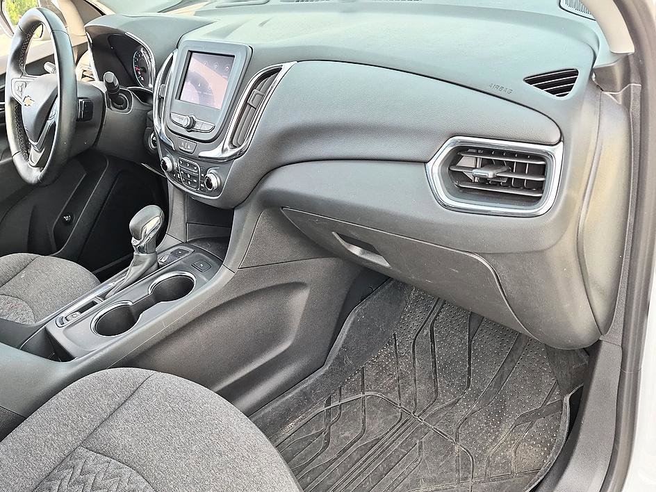 Used 2023 Summit White Chevrolet LT image 34