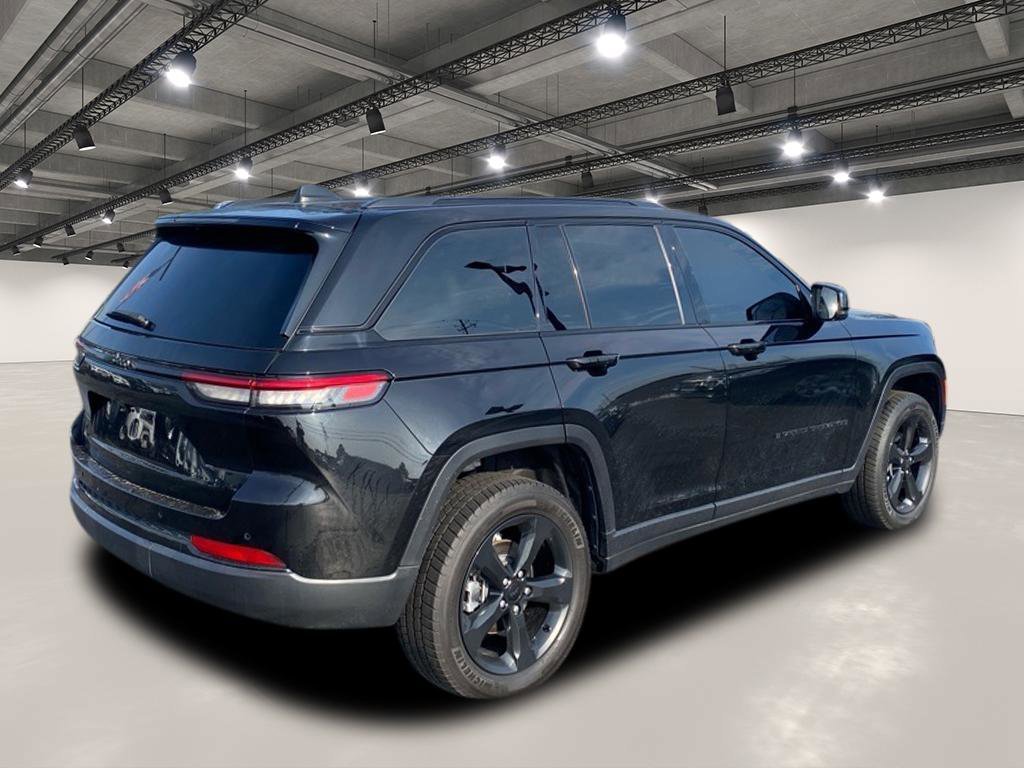 2022 Jeep Grand Cherokee Altitude - Photo 7