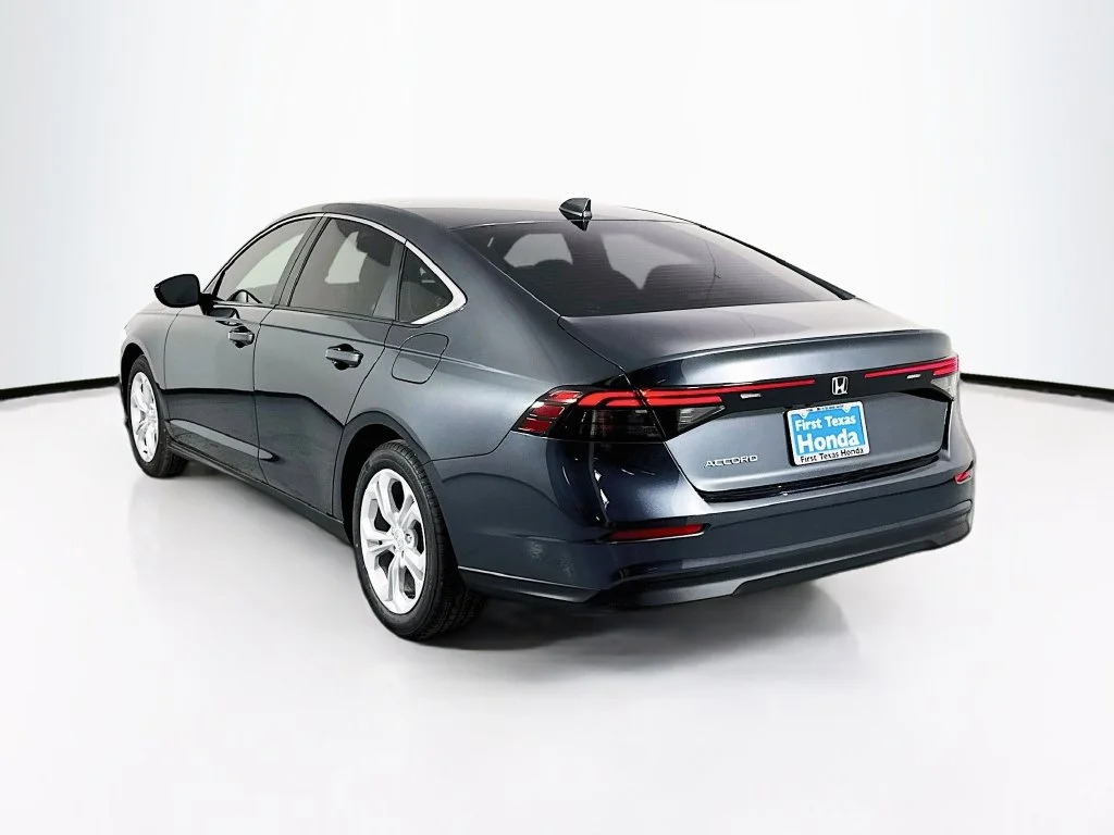 New 2026 Meteorite Gray Metallic Honda LX image 5
