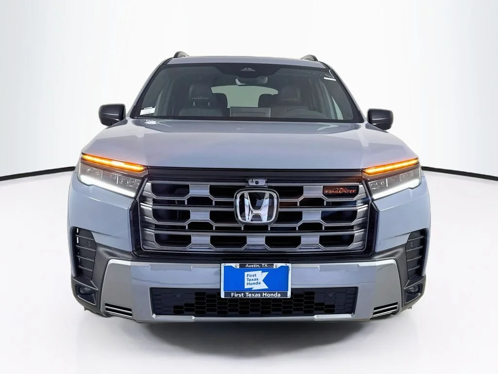 New 2026 Sonic Gray Pearl Honda TrailSport image 2