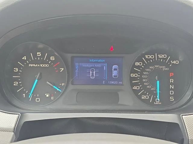 Used 2013 White Suede Ford SEL image 26
