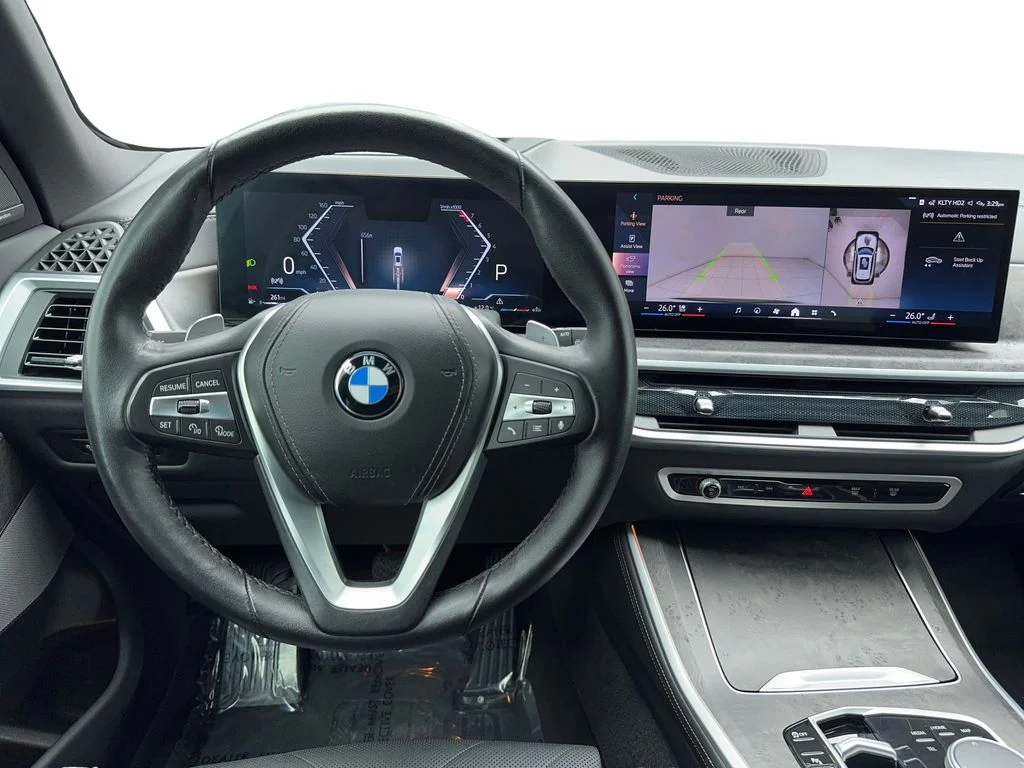 Used 2024 White BMW sDrive40i X LINE,NAV,CAM,PANO,CLMT STS,HEADS UP image 17