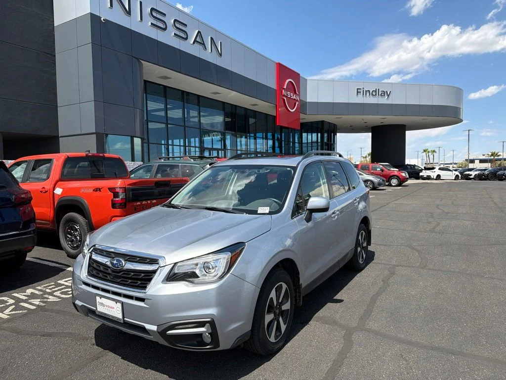 Used 2018 Silver Subaru 2.5i Limited image 1