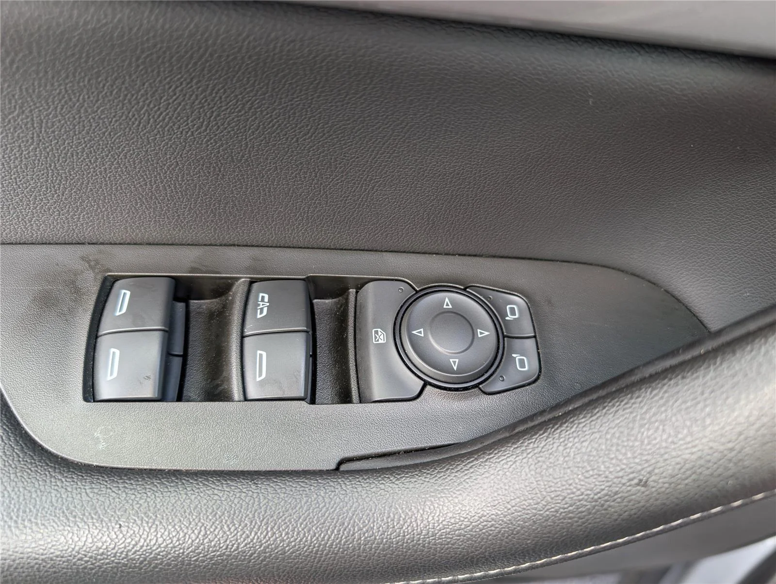 Used 2024 Sterling Gray Metallic Chevrolet 3LT image 13