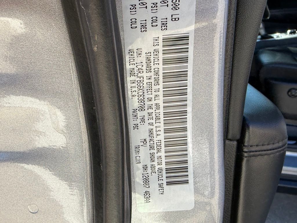 Used 2019 Billet Silver Metallic Jeep Limited image 27