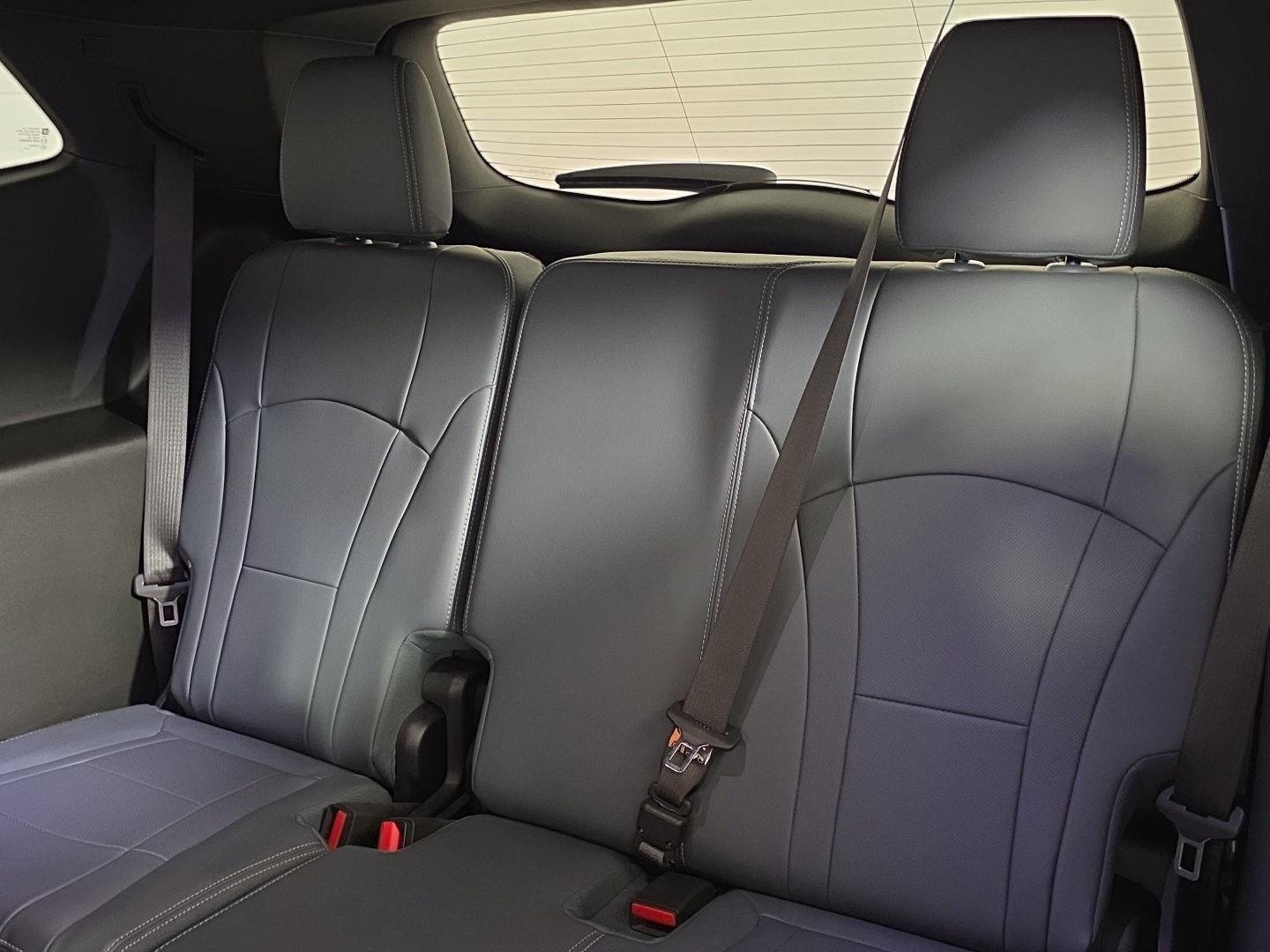 Used 2024 Moonstone Gray Metallic Buick Essence image 24