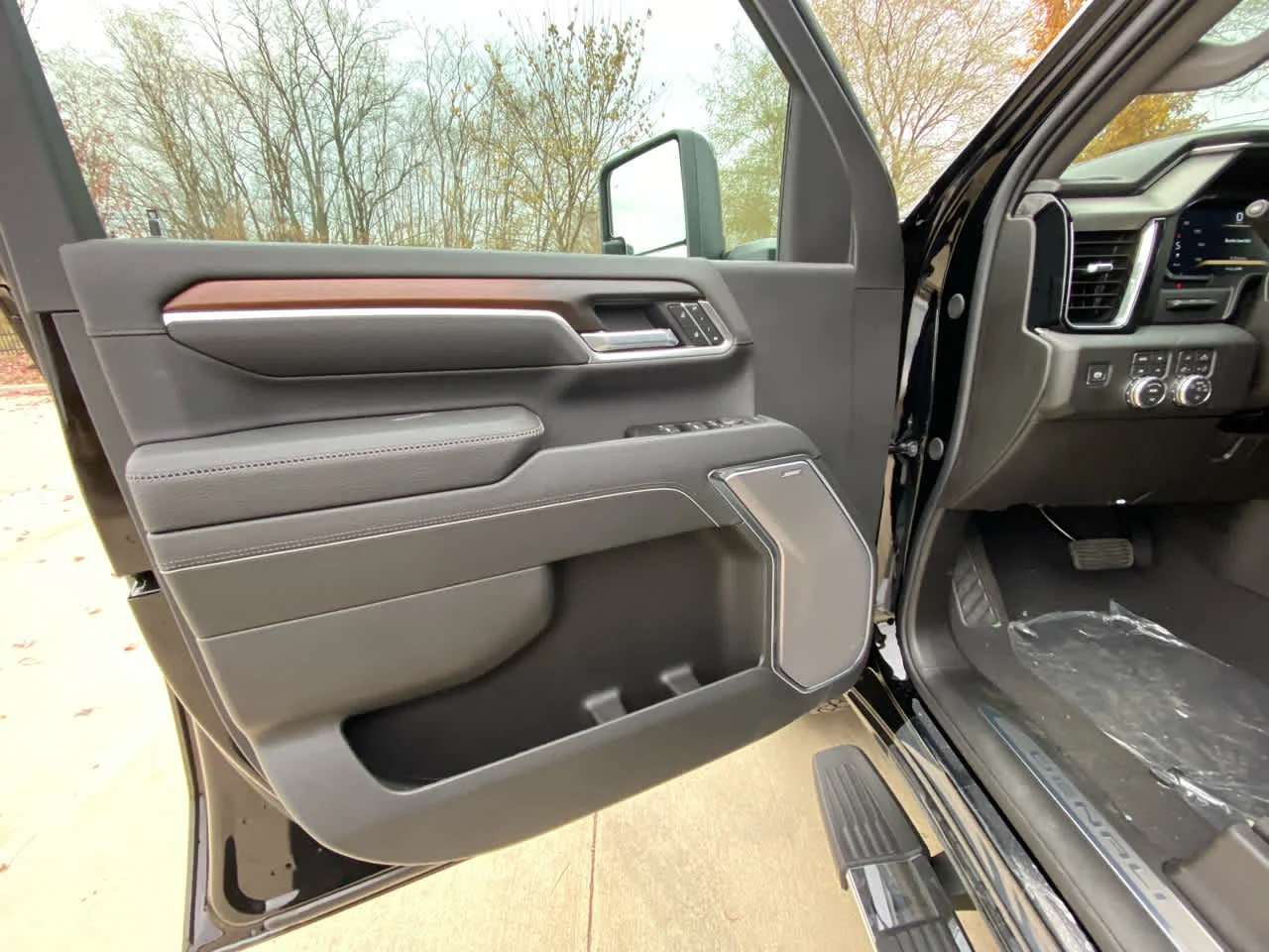 2026 GMC Sierra 2500HD Denali - Photo 10