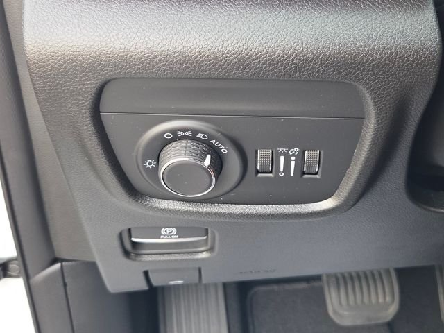 Used 2024 White Jeep Altitude X image 28