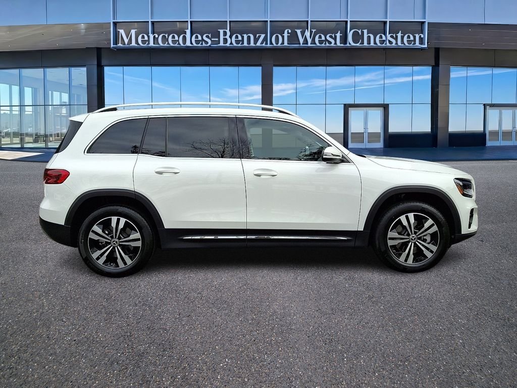 Certified Used 2025 White Mercedes-Benz GLB 250 image 7