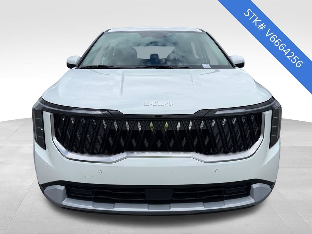 New 2027 Snow White Pearl Kia LXS image 2