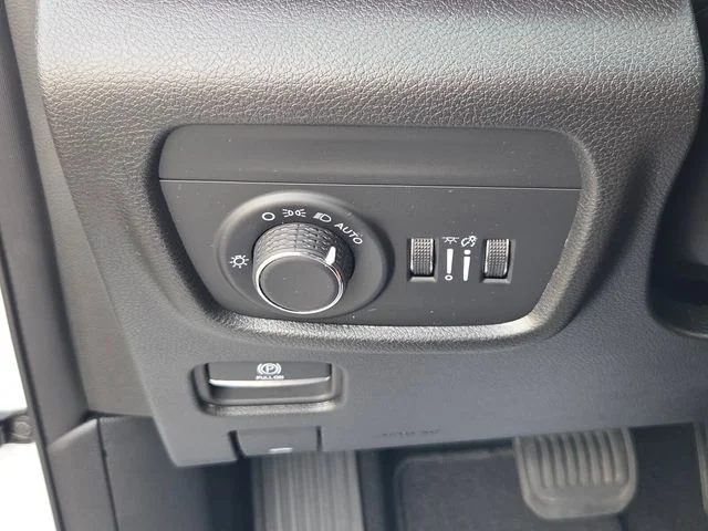 Used 2024 White Jeep Altitude X image 28