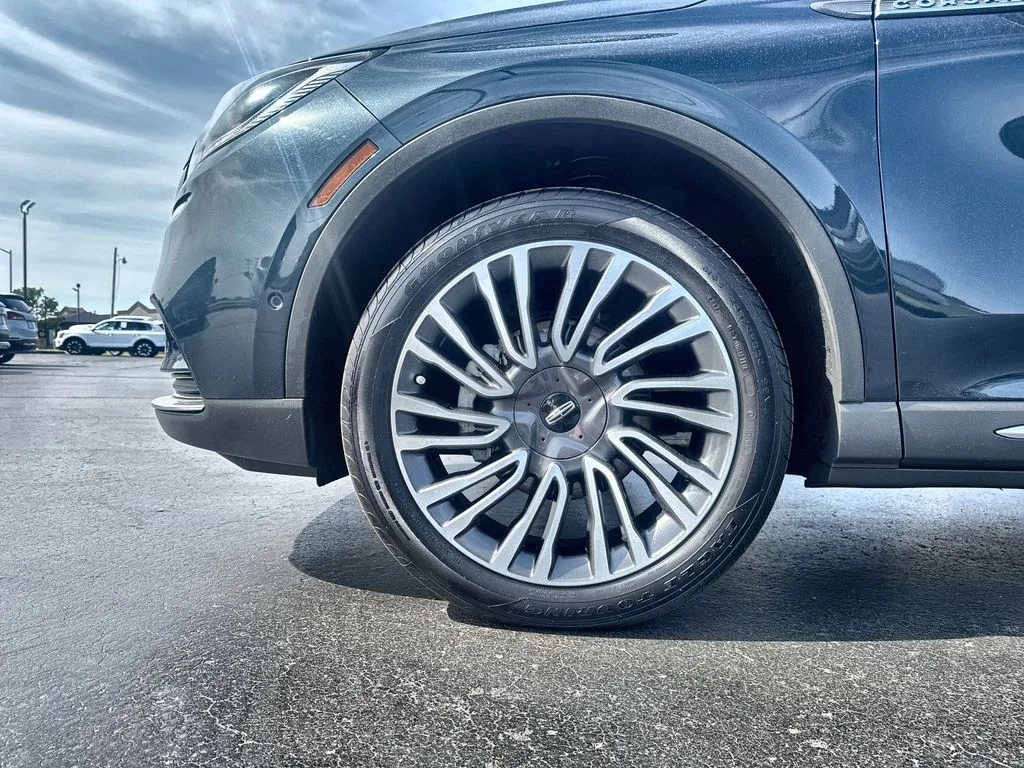 Used 2022 Blue Lincoln Reserve image 10