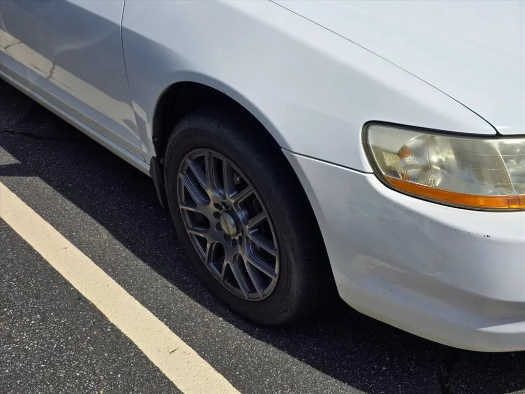 Used 1999  Honda EX image 19