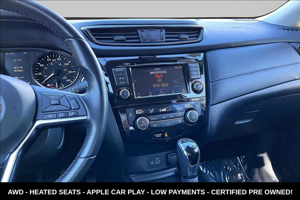 Used 2019 White Nissan SV image 9