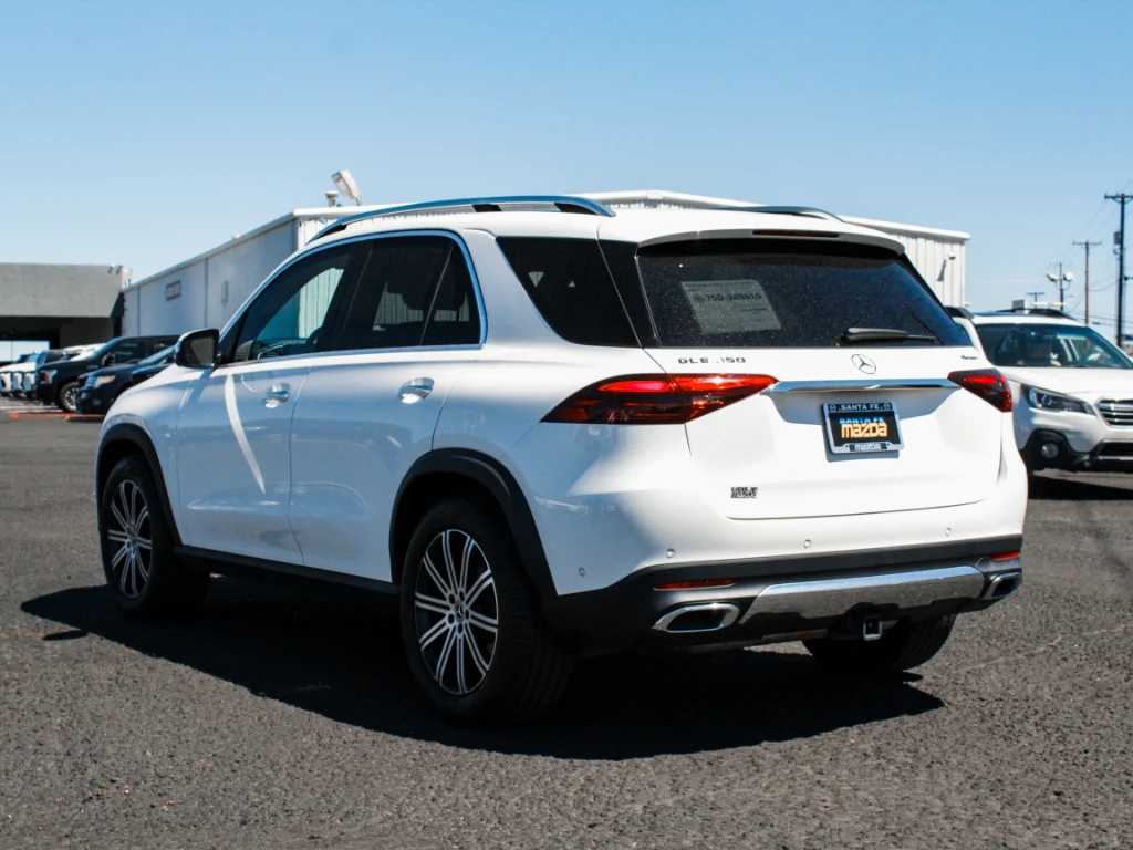 Used 2024 Polar White Mercedes-Benz GLE350 4MATIC® image 7