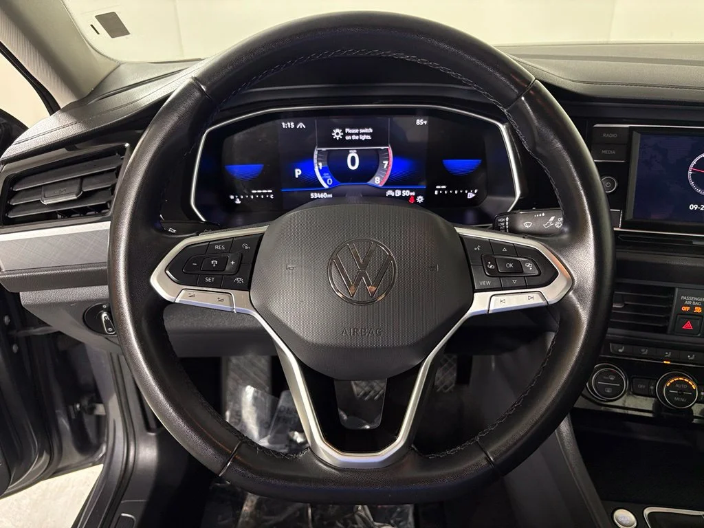 Used 2024 Gray Volkswagen 1.5T SE image 19