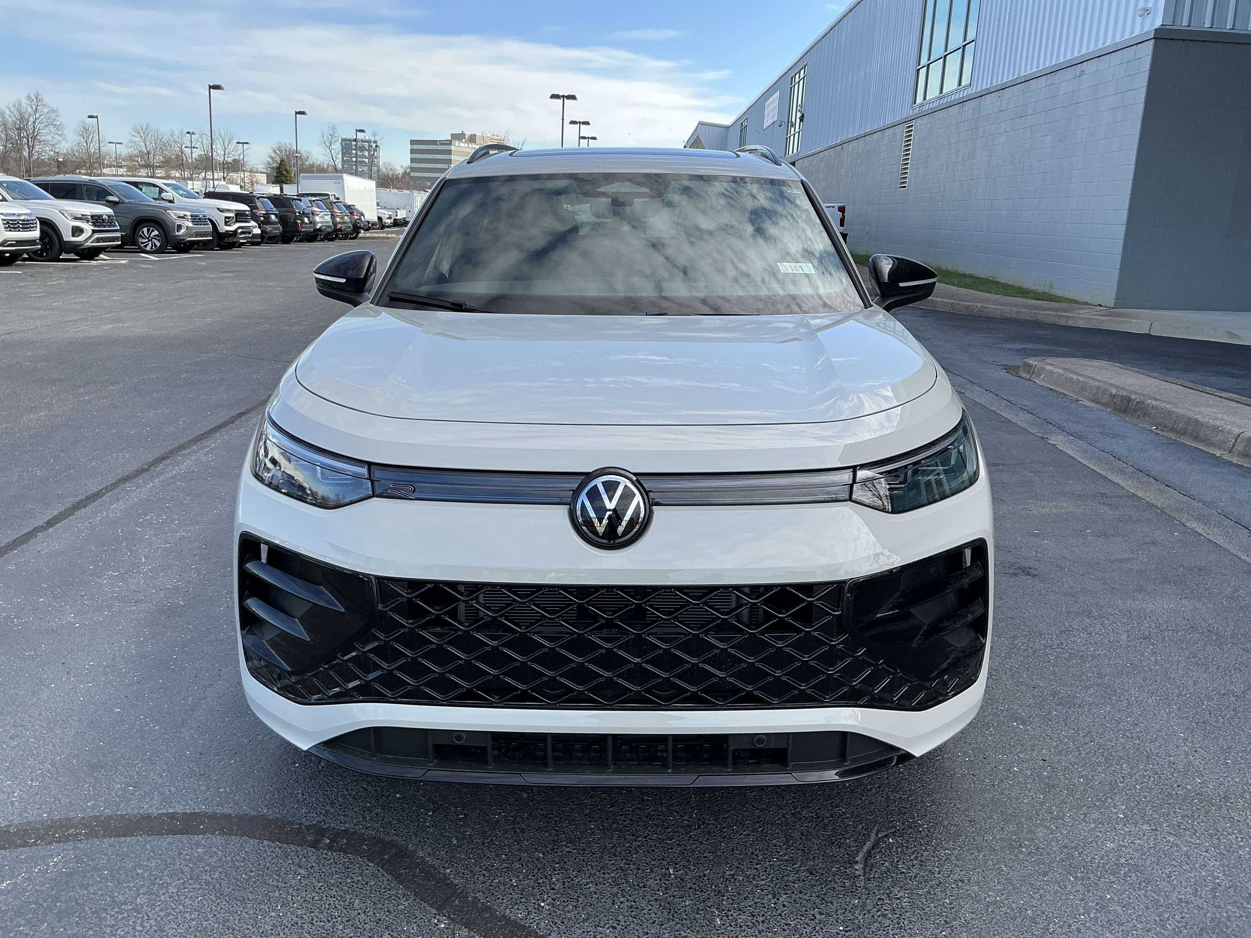 New 2026 Sandstone Volkswagen SE R-Line Black image 3
