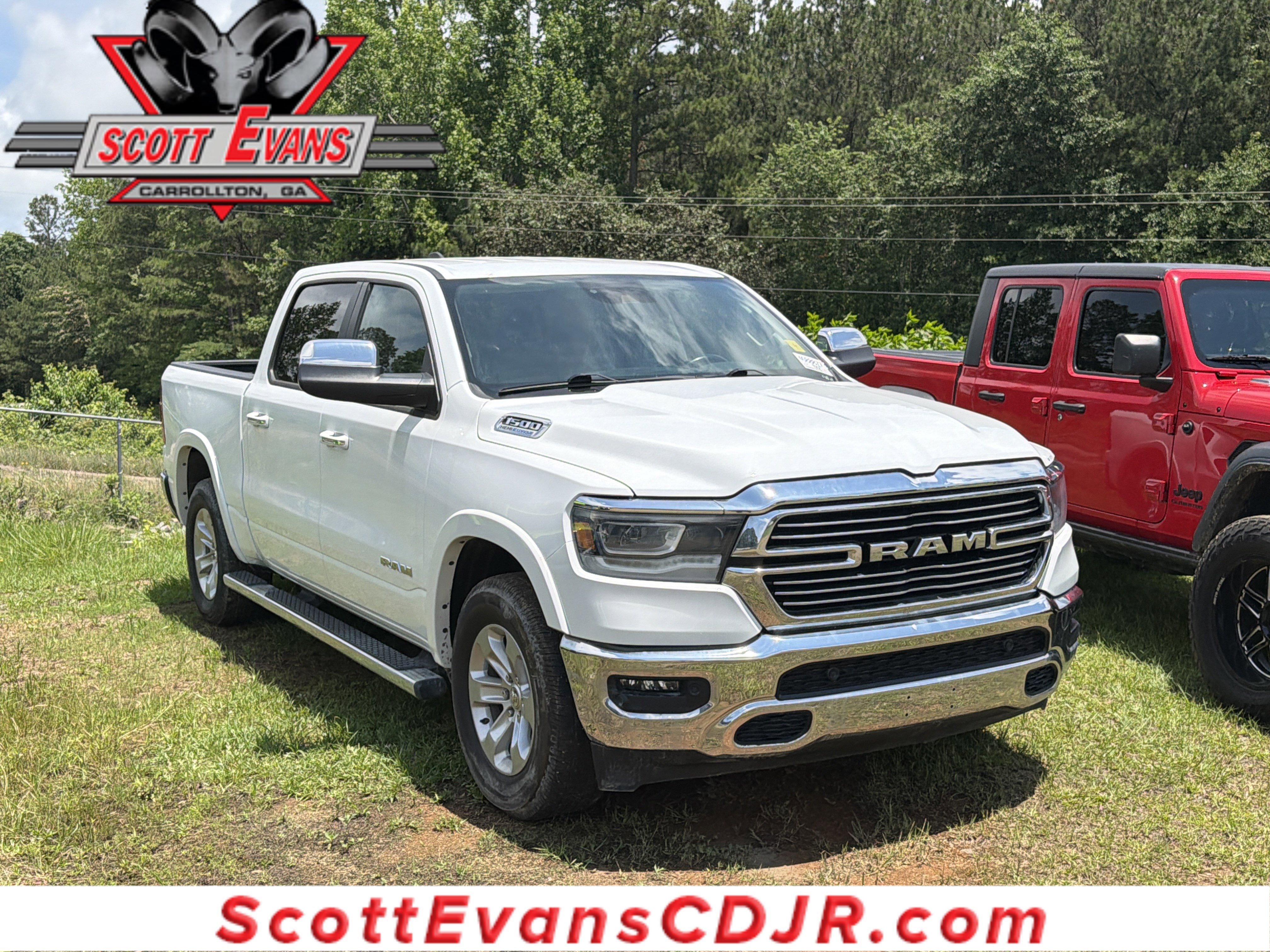 2022 RAM 1500 Laramie 4x4 Crew Cab 5'7's photo