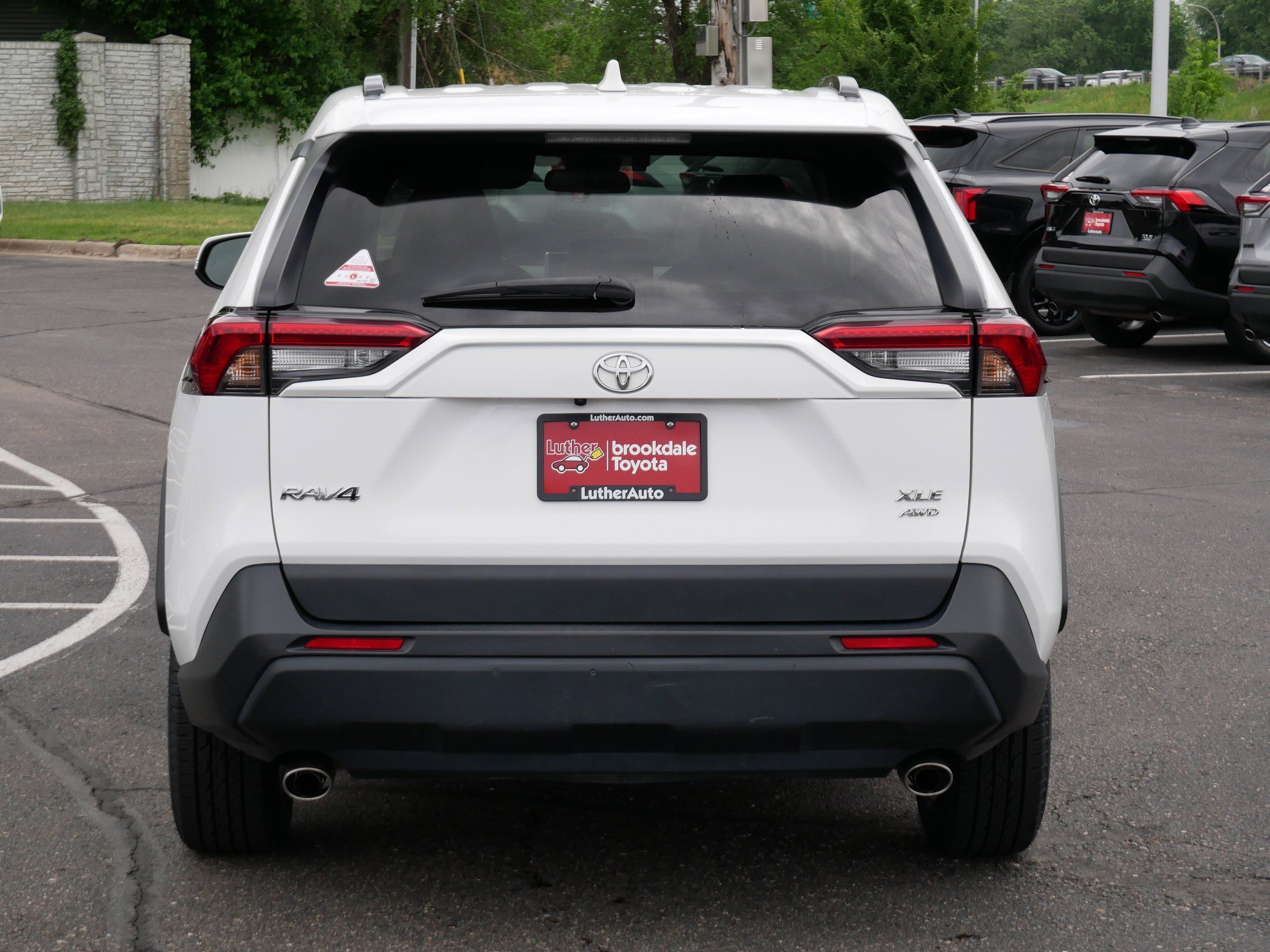 Used 2024 Ice Cap Toyota XLE image 6