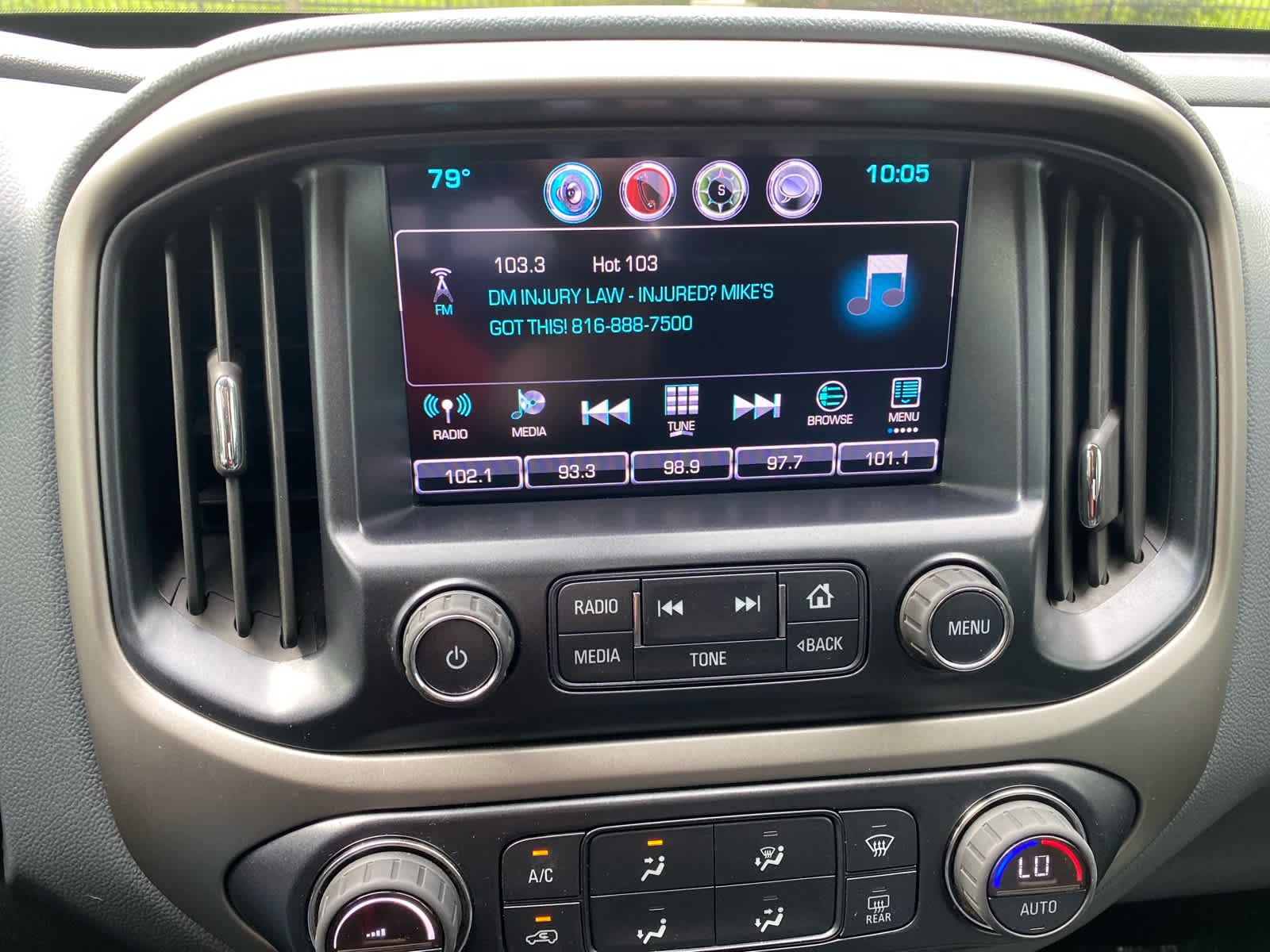 Used 2016 BLACK Chevrolet 4WD Z71 image 14