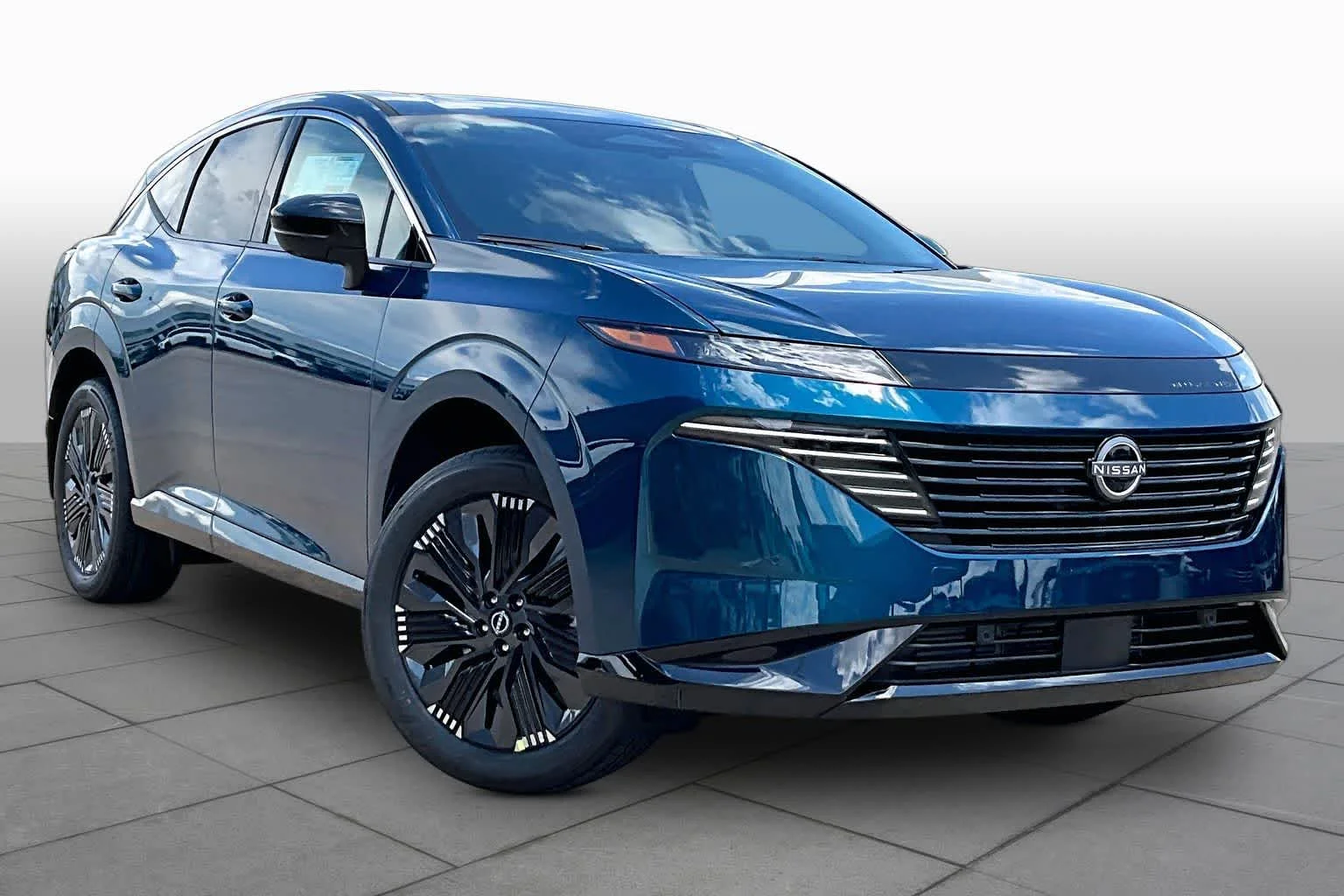 New 2026 Aurora Blue Pearl Metallic Nissan Platinum image 2