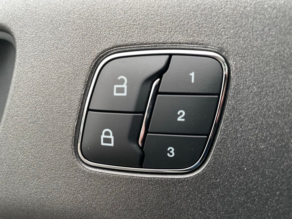 New 2025 Desert Sand Ford Outer Banks® image 21