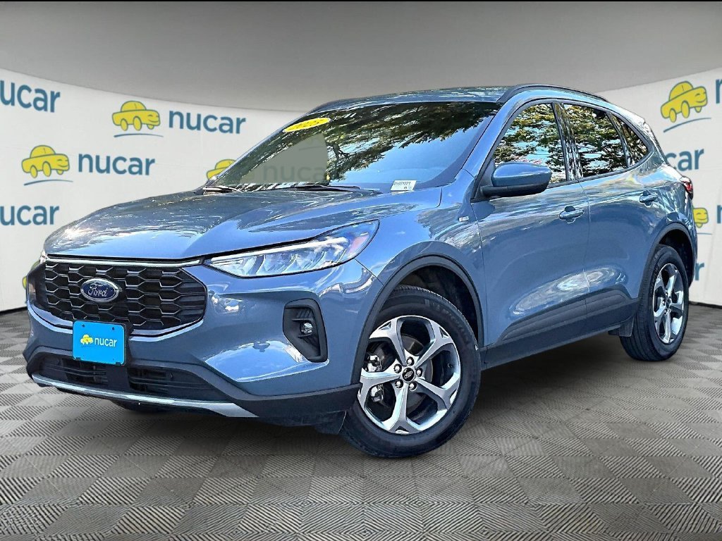 Used 2025 Vapor Blue Ford ST-Line Select image 3