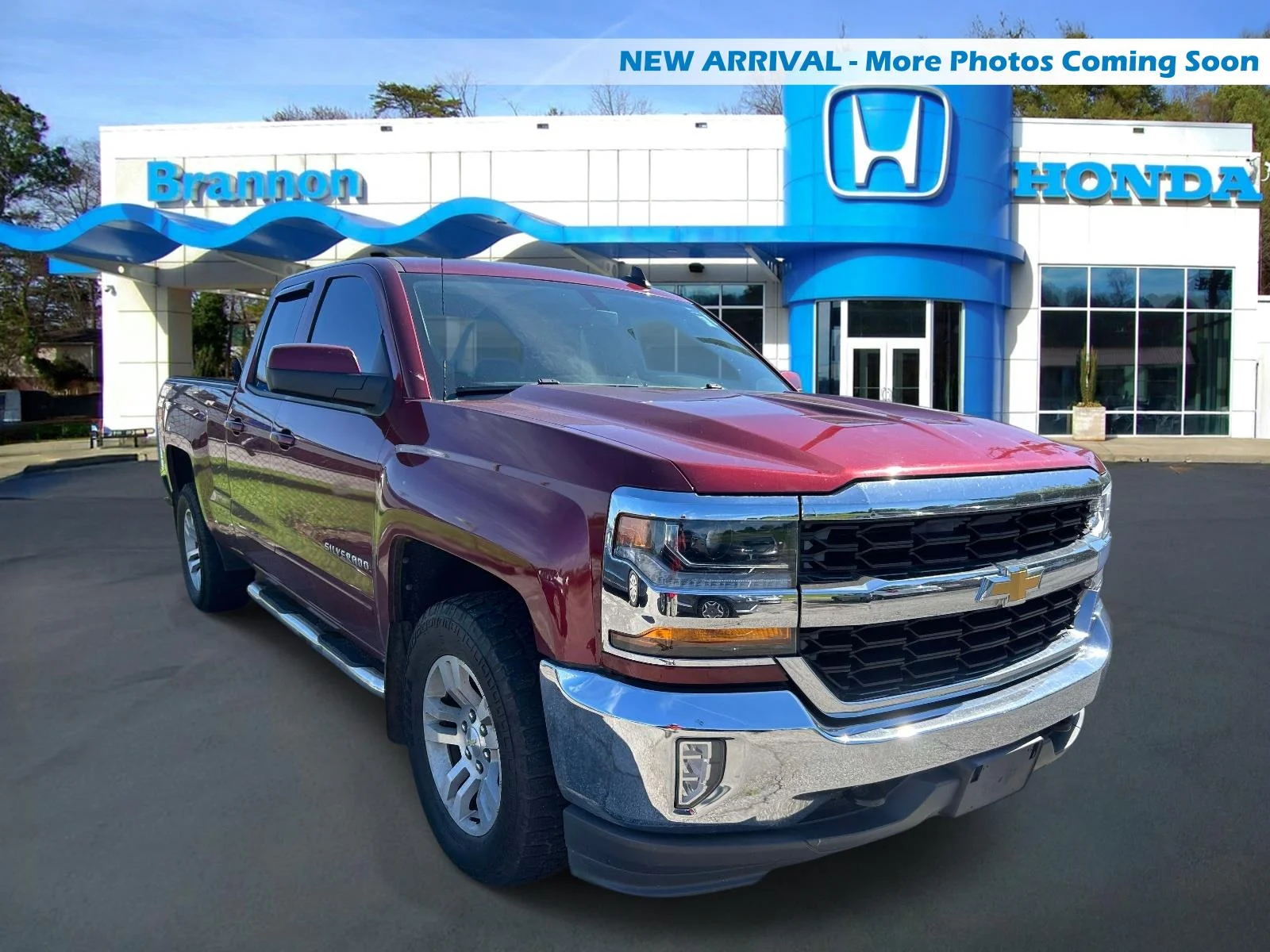 2017 Chevrolet Silverado 1500 LT 4X4 Double Cab Std Box's photo