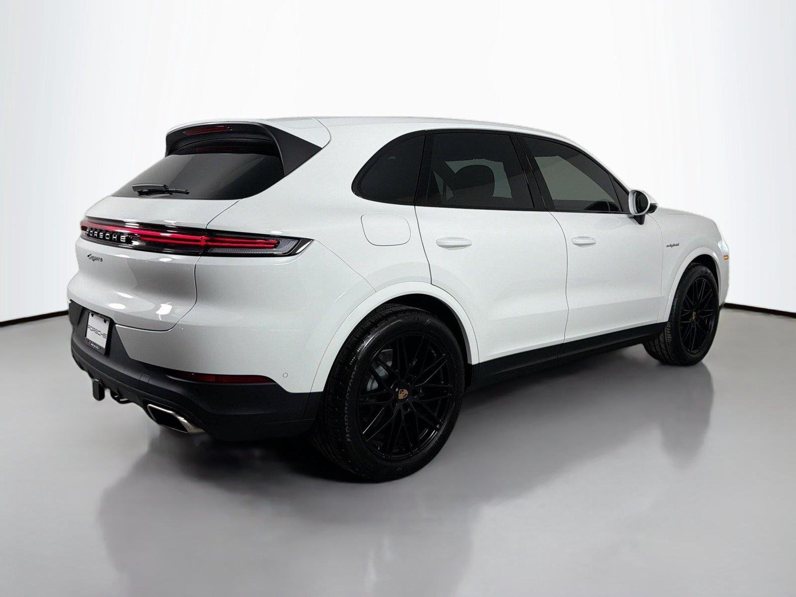 2025 Porsche Cayenne E-Hybrid - Photo 7