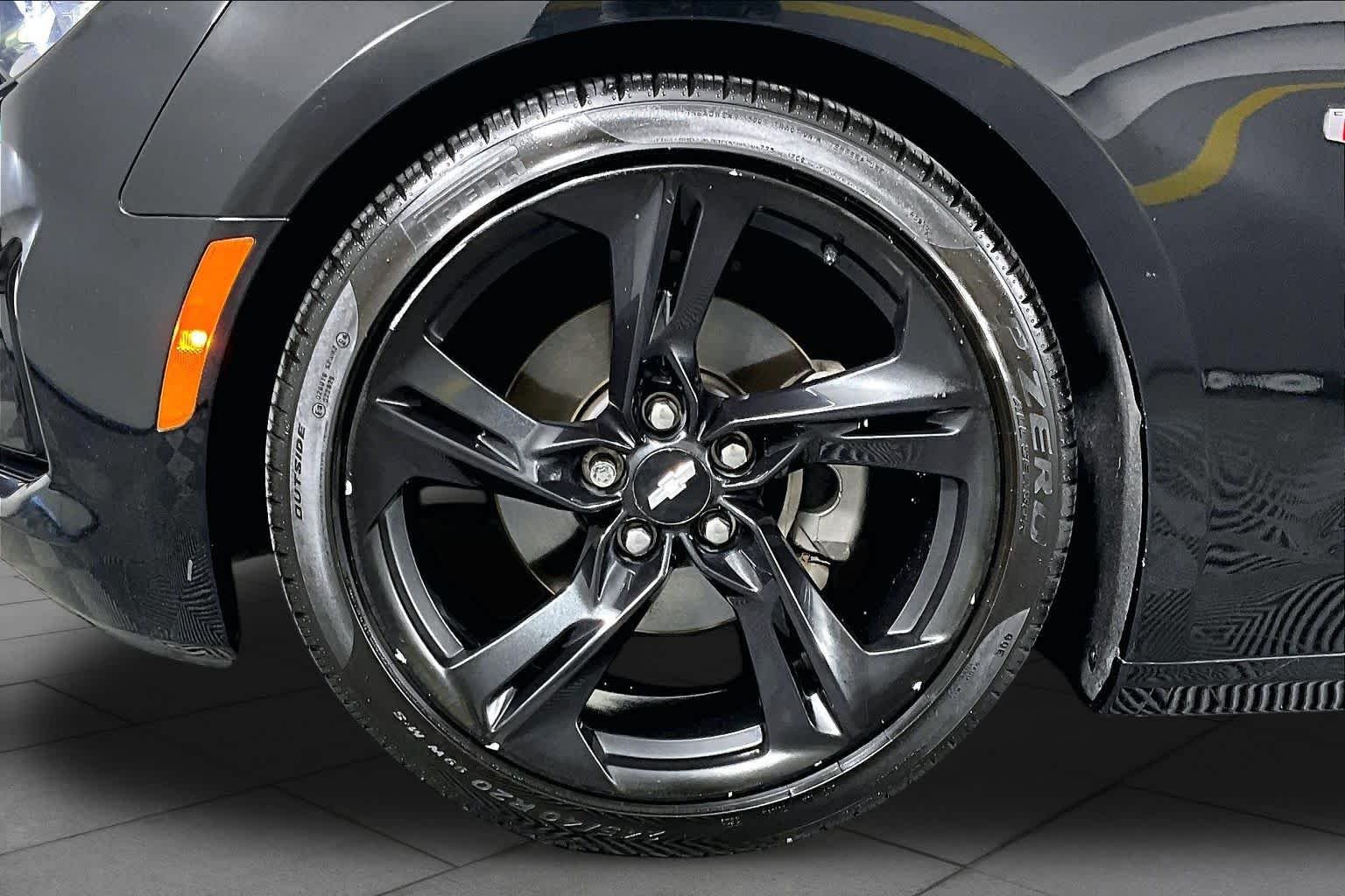 Used 2019 Black Chevrolet 1LT image 10